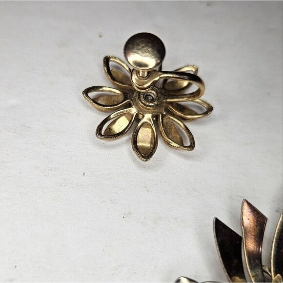 Vintage Demi Parure Blue Rhinestone Floral Screw Back Brooch Pin Earring Set - Picture 8 of 10